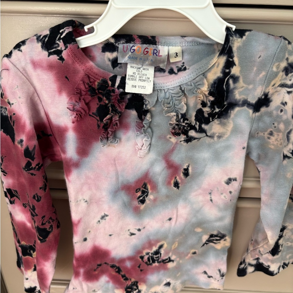 UGG Girl's Tie-Dye ruffle Long Sleeve skirt set kids size 3